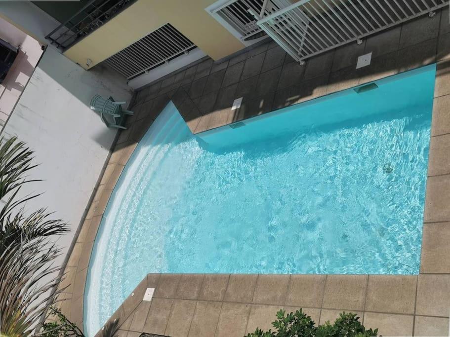 Jade - Appt 2 Chb - 4 Personnes - A 200 M Du Lagon De Saint-Pierre - Residence Avec Belle Piscine Et Parking Prive - Sur Le Front De Mer Et A 2 Pas Du Centre-Ville De St-Pierre 외부 사진